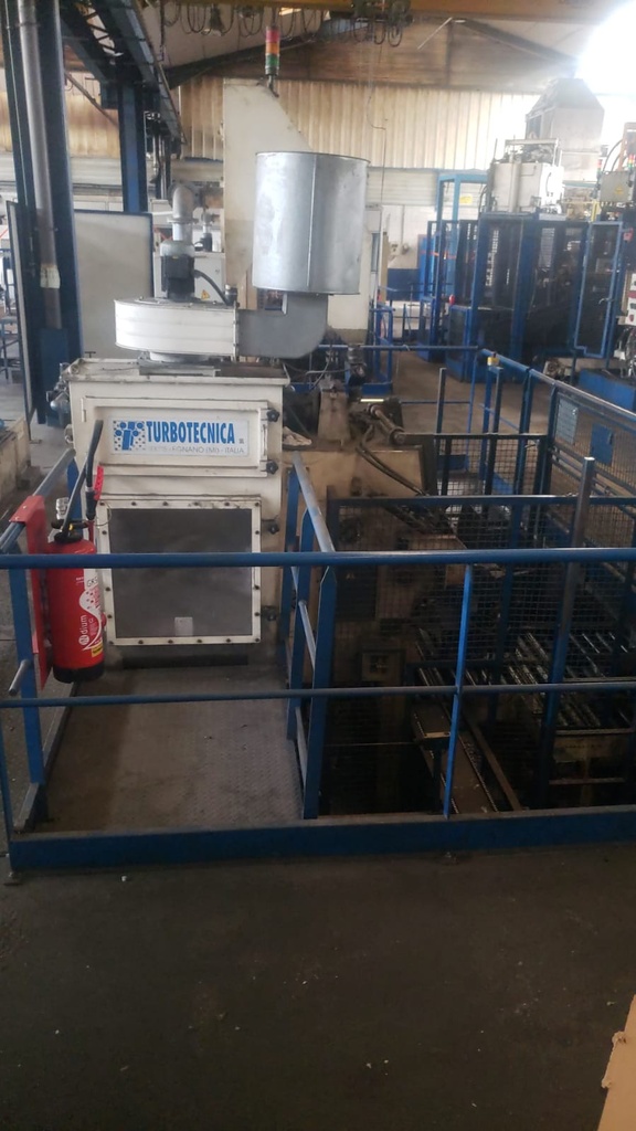 Lot 307 - Ilot de moulage 300T7 vendu APEX 2.jpg